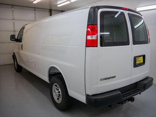 2025 Chevrolet Express Cargo Van RWD 2500 Extended Wheelbase WT