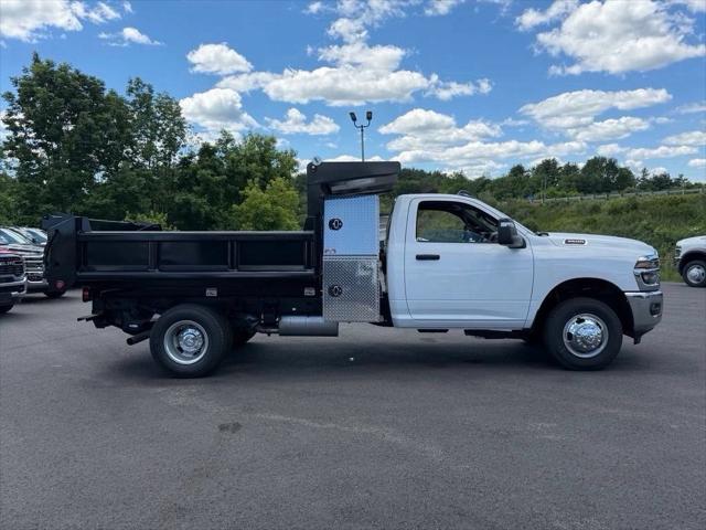 2026 RAM 3500 Chassis RAM 3500 TRADESMAN CHASSIS REGULAR CAB 4X4 84 CA