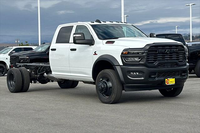 2026 RAM Ram 5500 Chassis Cab RAM 5500 TRADESMAN CHASSIS CREW CAB 4X4 84 CA