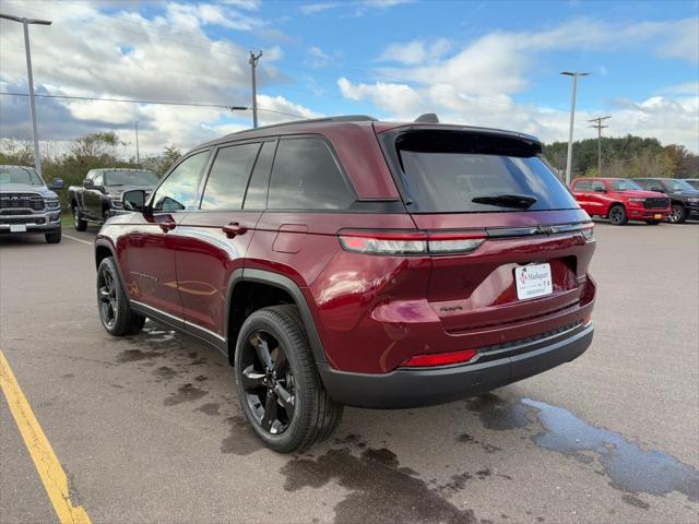 2025 Jeep Grand Cherokee GRAND CHEROKEE LIMITED 4X4 2025 Jeep Grand Cherokee GRAND CHEROKEE LIMITED 4X4
