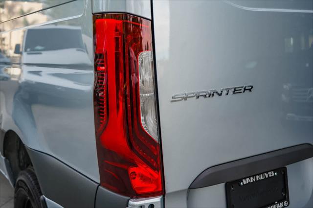 2026 Mercedes-Benz Sprinter Cargo Van Standard Roof 4-Cyl Diesel HO