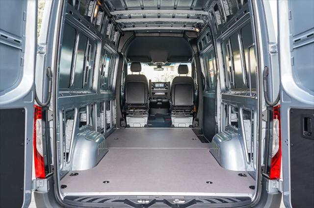 2026 Mercedes-Benz Sprinter Cargo Van Standard Roof 4-Cyl Diesel HO