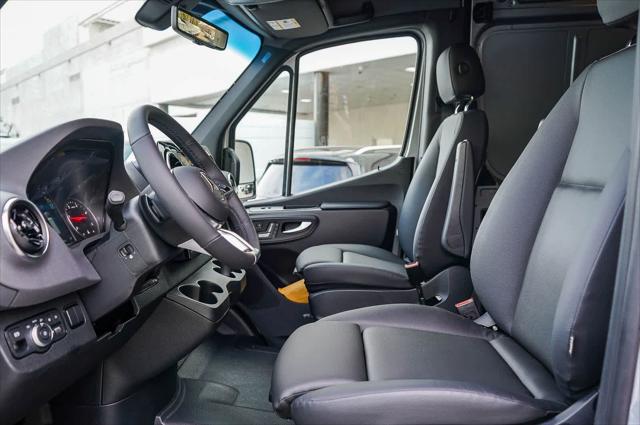 2026 Mercedes-Benz Sprinter Cargo Van Standard Roof 4-Cyl Diesel HO