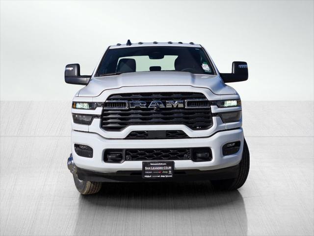 2026 RAM Ram 3500 RAM 3500 BIG HORN CREW CAB 4X4 8 BOX 2026 RAM Ram 3500 RAM 3500 BIG HORN CREW CAB 4X4 8 BOX