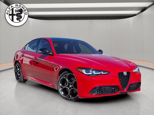 2025 Alfa Romeo Giulia GIULIA INTENSA RWD