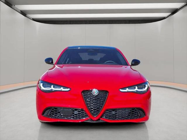 2025 Alfa Romeo Giulia GIULIA INTENSA RWD