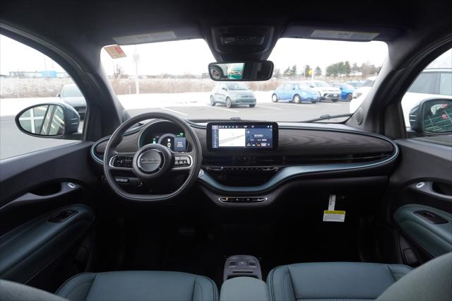 2025 Fiat FIAT 500e GIORGIO ARMANI Collectors Edition 2025 Fiat FIAT 500e GIORGIO ARMANI Collectors Edition