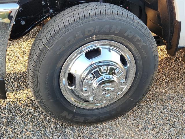 2026 RAM Ram 3500 RAM 3500 TRADESMAN CREW CAB 4X4 8 BOX