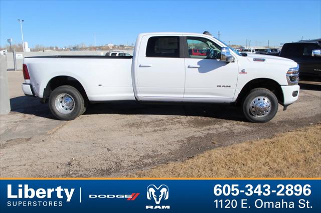 2026 RAM Ram 3500 RAM 3500 LARAMIE CREW CAB 4X4 8 BOX