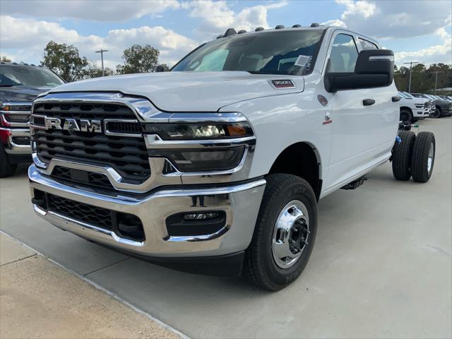 2026 RAM Ram 3500 Chassis Cab RAM 3500 TRADESMAN CREW CAB CHASSIS 4X4 60 CA