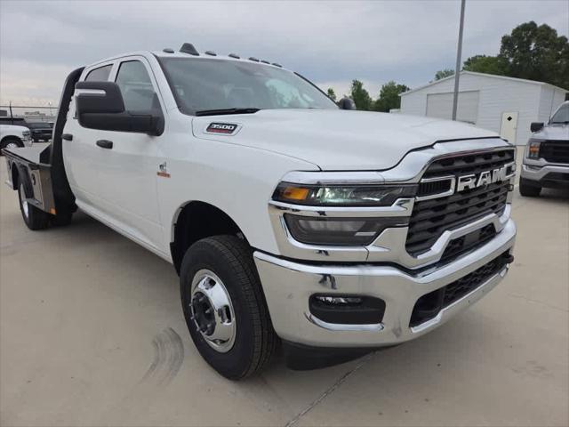 2026 RAM Ram 3500 Chassis Cab RAM 3500 TRADESMAN CREW CAB CHASSIS 4X4 60 CA