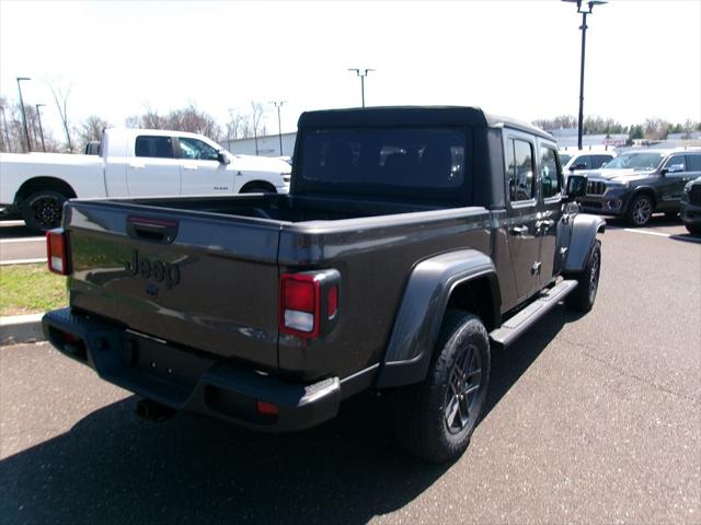 2026 Jeep Gladiator GLADIATOR SPORT S 4X4 2026 Jeep Gladiator GLADIATOR SPORT S 4X4