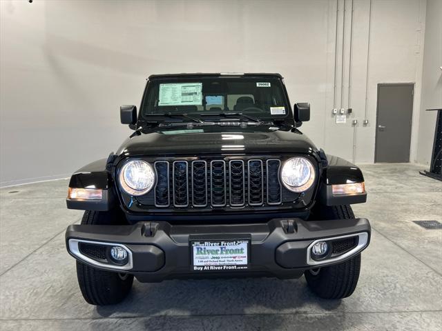 2026 Jeep Gladiator GLADIATOR SPORT S 4X4 2026 Jeep Gladiator GLADIATOR SPORT S 4X4