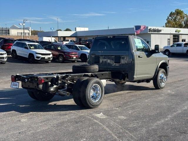 2026 RAM Ram 3500 Chassis Cab RAM 3500 TRADESMAN CHASSIS REGULAR CAB 4X4 84 CA
