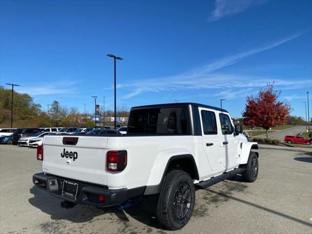 2026 Jeep Gladiator GLADIATOR SPORT S 4X4 2026 Jeep Gladiator GLADIATOR SPORT S 4X4