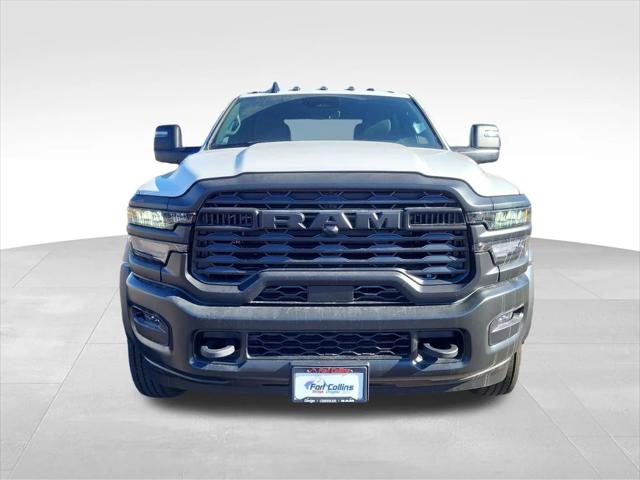 2026 RAM Ram 5500 Chassis Cab RAM 5500 TRADESMAN CHASSIS CREW CAB 4X4 84 CA