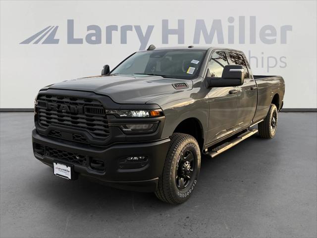 2026 RAM Ram 3500 RAM 3500 TRADESMAN CREW CAB 4X4 8 BOX