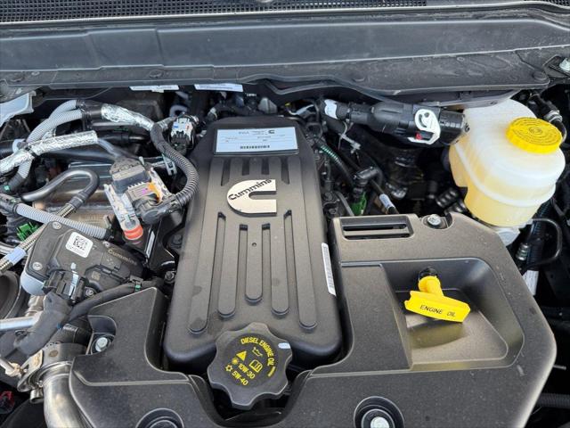 2026 Ram 3500 Big Horn Crew Cab 4x4 8 Box