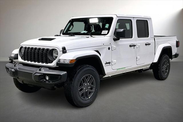 2026 Jeep Gladiator GLADIATOR SPORT S 4X4