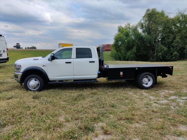 2026 RAM Ram 5500 Chassis Cab RAM 5500 TRADESMAN CHASSIS CREW CAB 4X4 84 CA