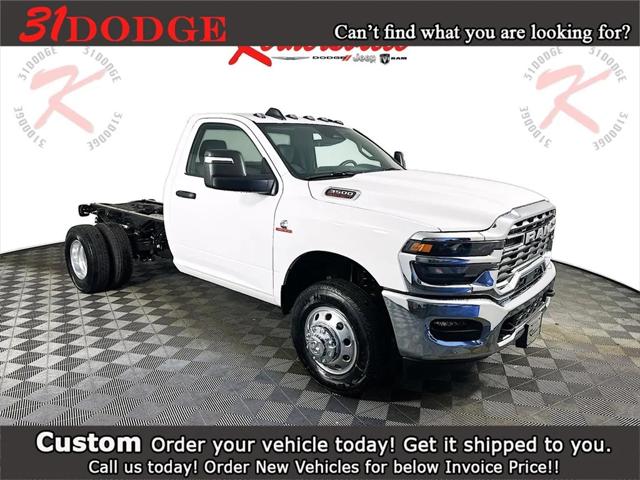 2026 RAM Ram 3500 Chassis Cab RAM 3500 TRADESMAN CHASSIS REGULAR CAB 4X4 60 CA 2026 RAM Ram 3500 Chassis Cab RAM 3500 TRADESMAN CHASSIS REGULAR CAB 4X4 60 CA