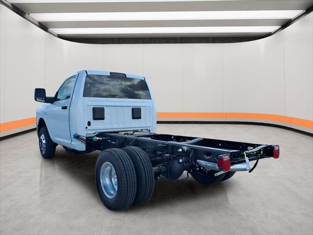 2026 RAM Ram 3500 Chassis Cab RAM 3500 TRADESMAN CHASSIS REGULAR CAB 4X2 60 CA