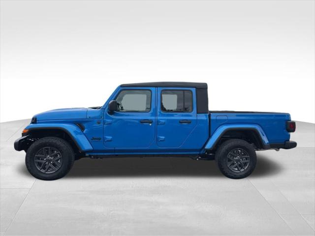 2026 Jeep Gladiator GLADIATOR SPORT S 4X4 2026 Jeep Gladiator GLADIATOR SPORT S 4X4