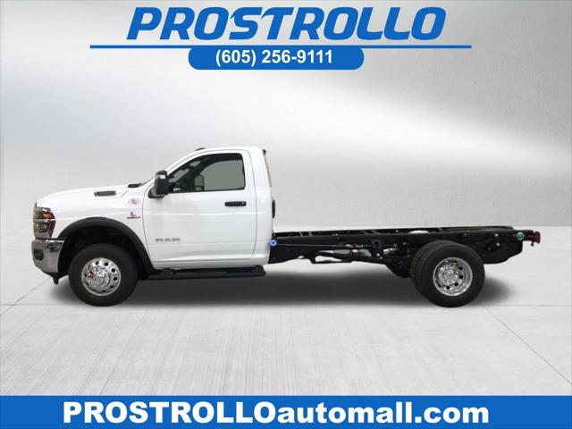 2026 RAM Ram 3500 Chassis Cab RAM 3500 BIG HORN CHASSIS REGULAR CAB 4X4 84 CA 2026 RAM Ram 3500 Chassis Cab RAM 3500 BIG HORN CHASSIS REGULAR CAB 4X4 84 CA