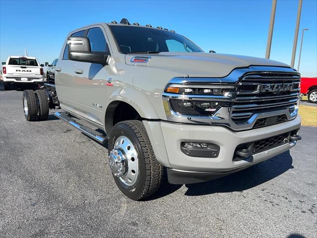 2026 RAM Ram 5500 Chassis Cab RAM 5500 BIG HORN CHASSIS CREW CAB 4X4 84 CA