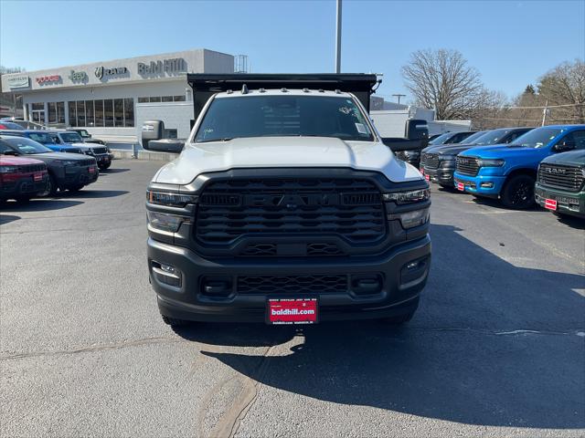 2026 RAM Ram 3500 Chassis Cab RAM 3500 TRADESMAN CHASSIS REGULAR CAB 4X4 60 CA