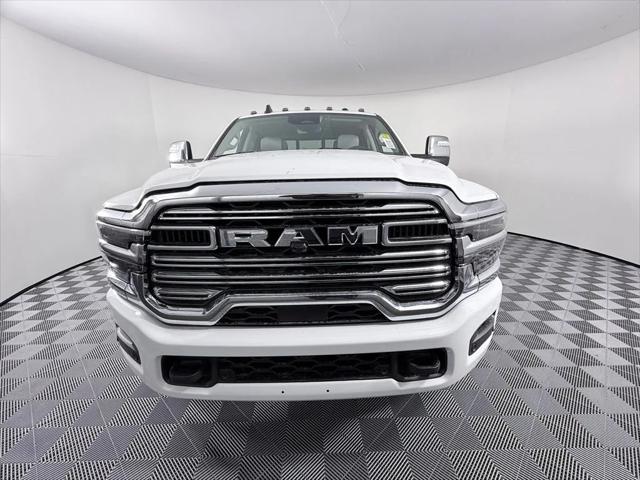 2026 RAM Ram 3500 RAM 3500 LARAMIE CREW CAB 4X4 8 BOX