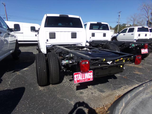 2026 Ram 3500 Chassis Cab Tradesman/Big Horn