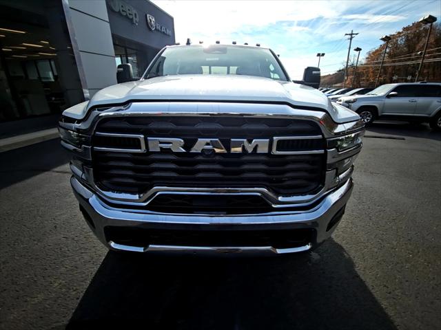 2026 RAM Ram 3500 RAM 3500 TRADESMAN CREW CAB 4X4 8 BOX 2026 RAM Ram 3500 RAM 3500 TRADESMAN CREW CAB 4X4 8 BOX