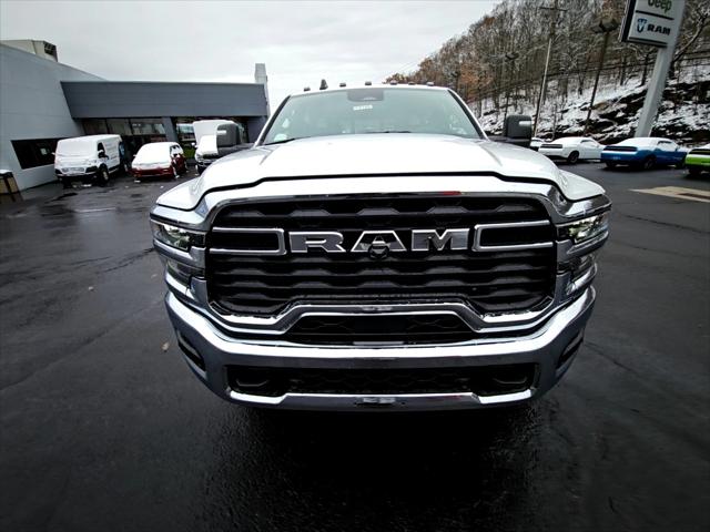 2026 RAM Ram 3500 RAM 3500 TRADESMAN CREW CAB 4X4 8 BOX 2026 RAM Ram 3500 RAM 3500 TRADESMAN CREW CAB 4X4 8 BOX