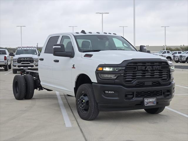 2026 RAM Ram 3500 Chassis Cab RAM 3500 TRADESMAN CREW CAB CHASSIS 4X4 60 CA
