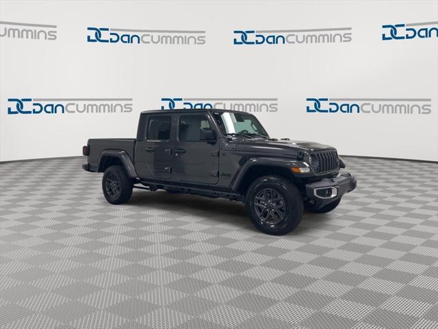 2026 Jeep Gladiator GLADIATOR SPORT S 4X4 2026 Jeep Gladiator GLADIATOR SPORT S 4X4