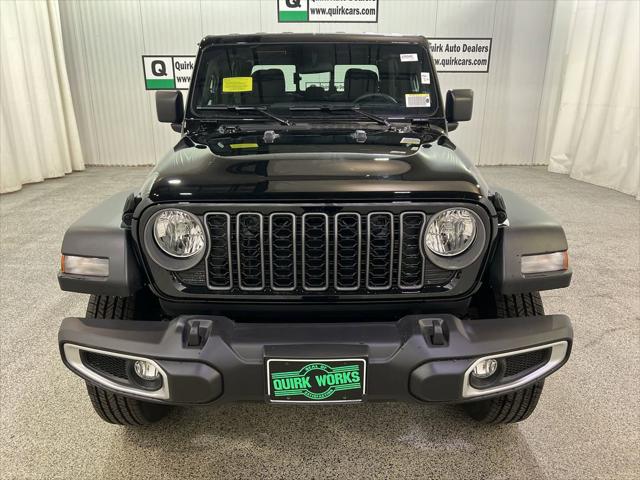 2026 Jeep Gladiator GLADIATOR SPORT 4X4