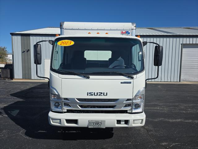 2023 Isuzu NPR 
