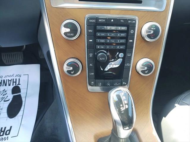 2017 Volvo XC60 T5 Inscription