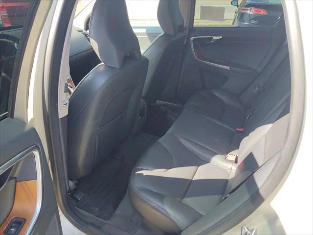 2017 Volvo XC60 T5 Inscription