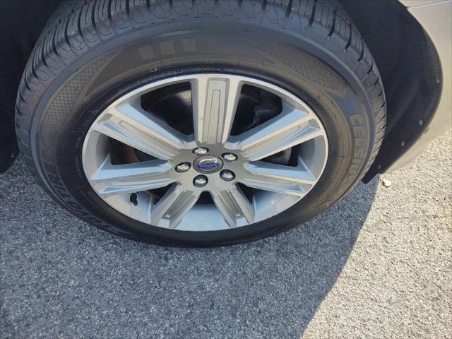 2017 Volvo XC60 T5 Inscription