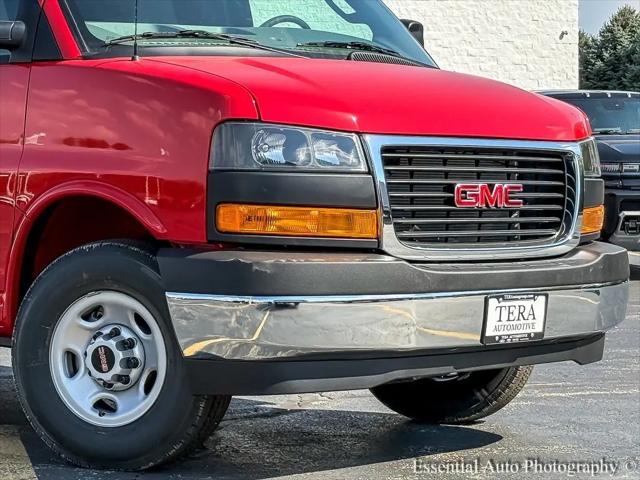 2025 GMC Savana Cargo RWD 3500 Extended Wheelbase Work Van