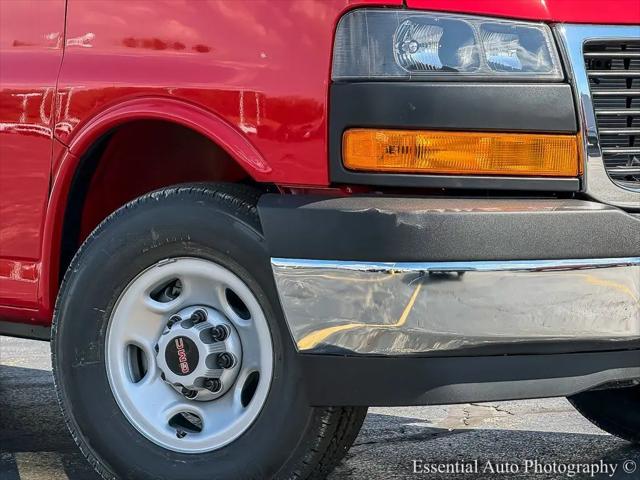2025 GMC Savana Cargo RWD 3500 Extended Wheelbase Work Van