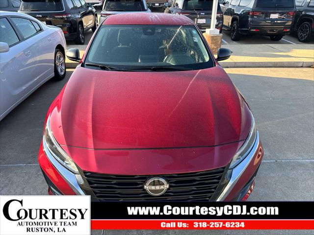 2024 Nissan Altima SV FWD