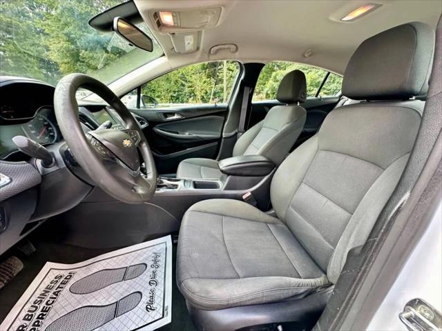 2017 Chevrolet Cruze LT Auto