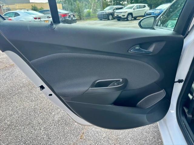 2017 Chevrolet Cruze LT Auto