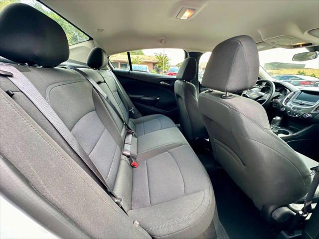 2017 Chevrolet Cruze LT Auto
