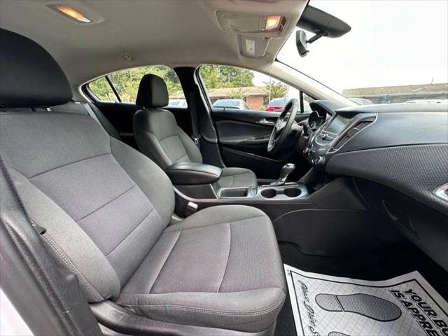 2017 Chevrolet Cruze LT Auto