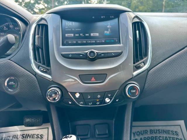 2017 Chevrolet Cruze LT Auto