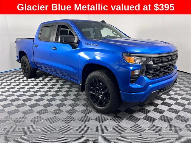 2023 Chevrolet Silverado 1500 4WD Crew Cab Short Bed Custom